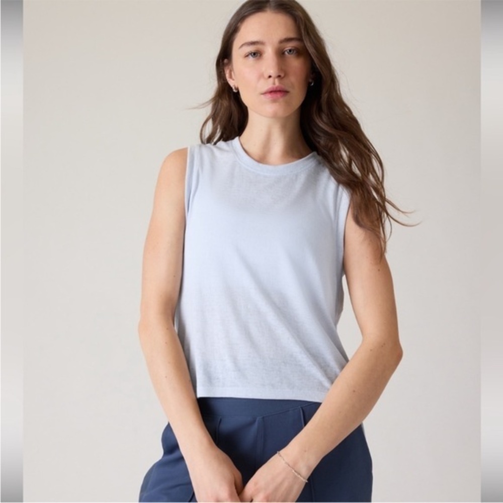 Athleta Breezy Tank Top Blue Muscle Tee Workout Athleisure Size Medium